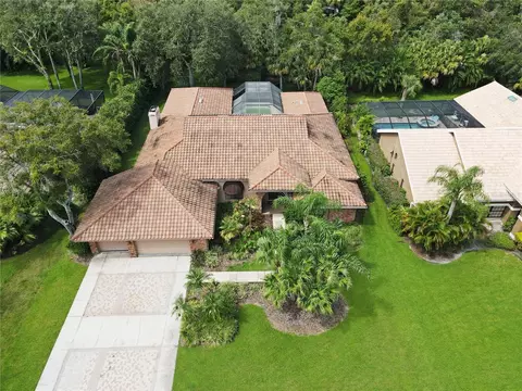 2402 Huntington Blvd, Safety Harbor, FL 34695