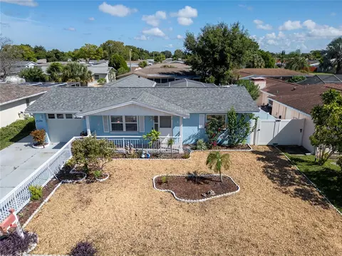 7135 Parrot Dr, Port Richey, FL 34668
