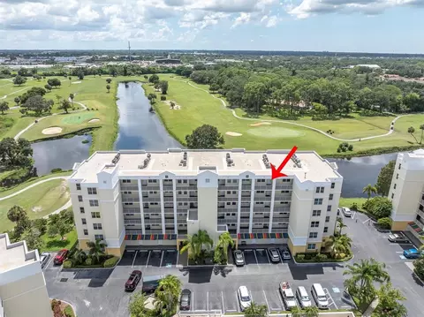 1200 Country Club Dr #2505, Largo, FL 33771