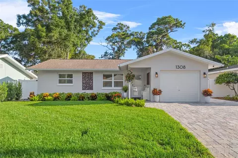 1308 5th Ter Nw Ter, Largo, FL 33770