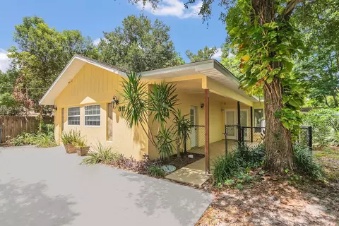 811 E Plymouth Ave, Deland, FL 32724