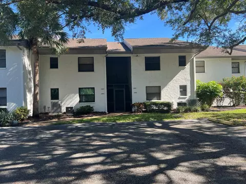 2467 Twin Dr #22, Sarasota, FL 34234