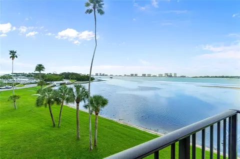 100 Oakmont Ln #410, Belleair, FL 33756