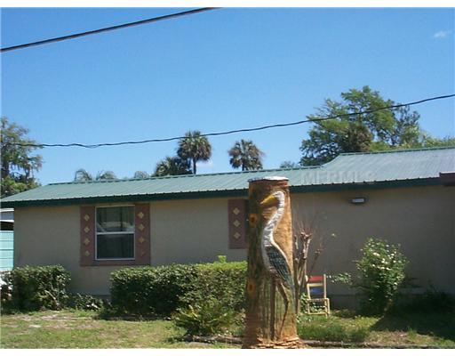 55706 Lee St, Astor, FL 32102 photo 1