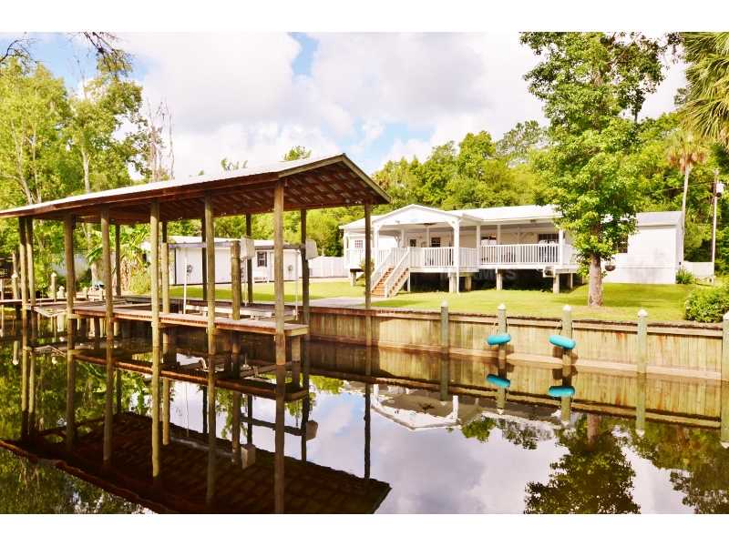 56230 Cherry Tree Rd, Astor, FL 32102 photo 1