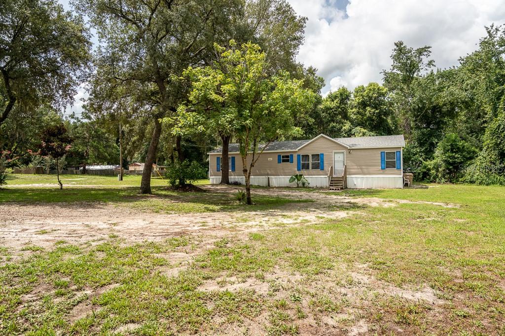 40635 Palm Dr, Eustis, FL 32736 photo 1