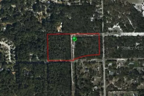 S Blue Lake Avenue, Deland, FL 32724