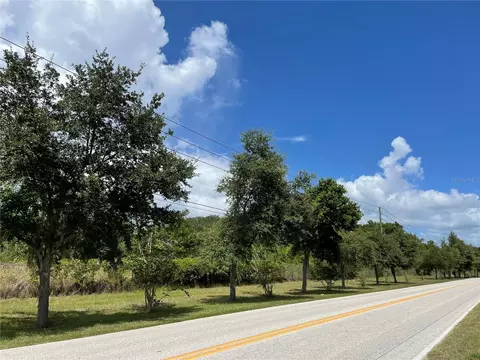 E Rhode Island Avenue, Orange City, FL 32763