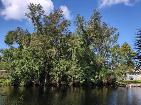 Keith Street, Astor, FL 32102