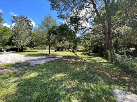Jean Avenue, Paisley, FL 32767