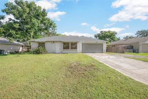 2916 Obannion St, Deltona, FL 32738