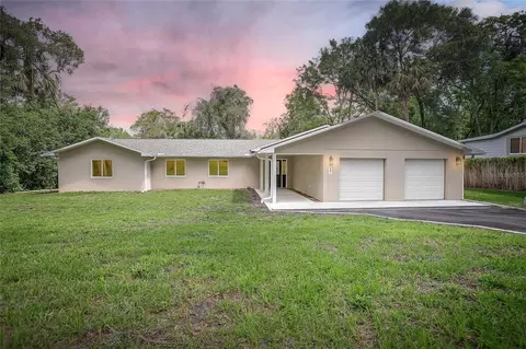 531 Lakeview Ave, Orange City, FL 32763
