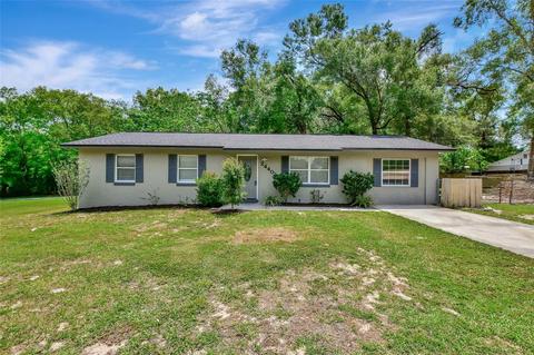 2440 Pine Hill Pl, Orange City, FL 32763