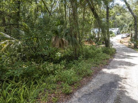 2265 Crooked Oak Trl, Deland, FL 32720