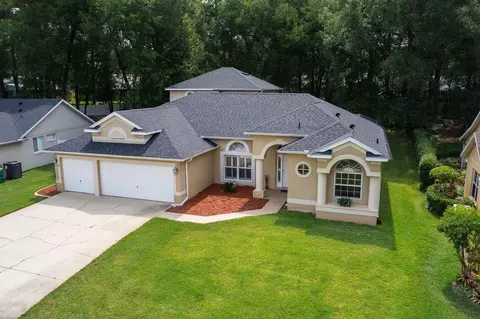 1432 Maple Leaf Ln, Deland, FL 32724