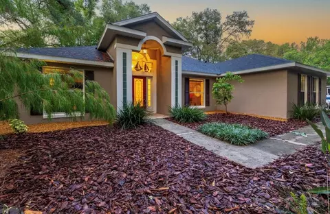 2005 Stratford Dr, Deland, FL 32724