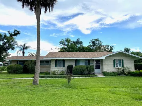 1010 N Pine St, Deland, FL 32724