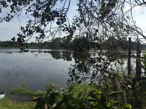 2852 Bardahl Ct, Deltona, FL 32738