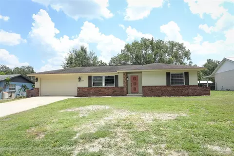 723 Forest Park Dr, Deland, FL 32720