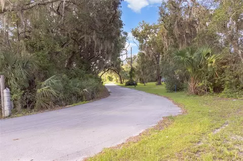 200 Lee St, Pierson, FL 32180