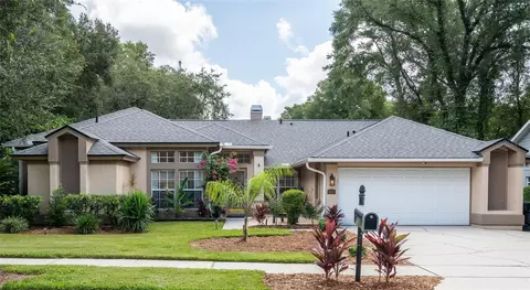 801 Royal Oak Ct, Deland, FL 32724