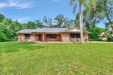 1710 N Stone St, Deland, FL 32720
