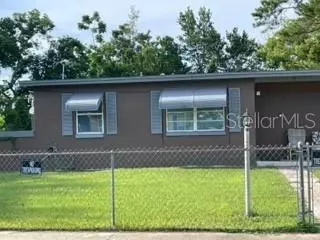 916 Chippendale St, Deltona, FL 32725