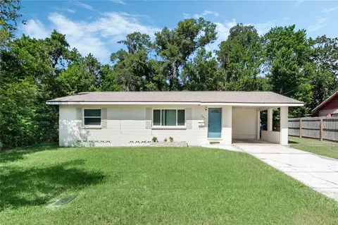 906 N Clara Ave, Deland, FL 32720
