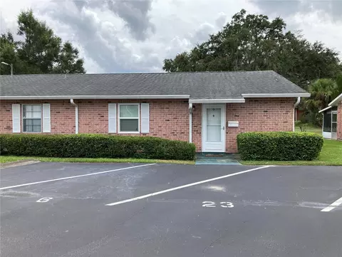 6 Fairway Ct #6, Deland, FL 32724