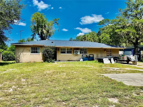 415 E Beresford Ave, Deland, FL 32724