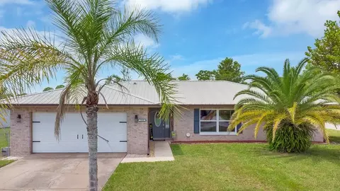 1916 Laredo Dr, Deltona, FL 32738