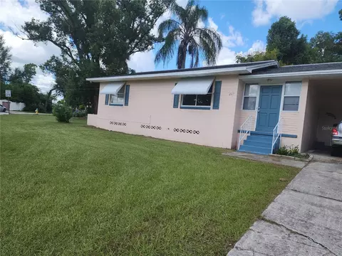 227 Kensington Ave, Deland, FL 32724