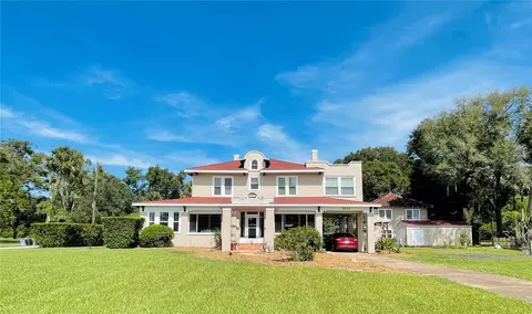 1571 W New York Ave, Deland, FL 32720