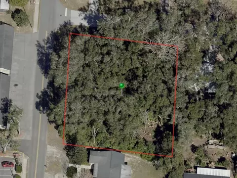 N Mcdonald Avenue, Deland, FL 32724