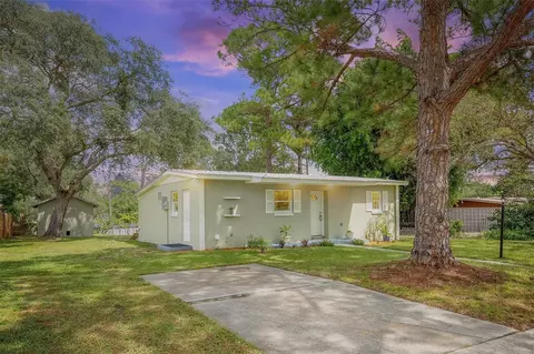 935 Vivian Ter, Deltona, FL 32725
