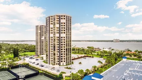 1 Oceans West Blvd #12A6, Daytona Beach Shores, FL 32118