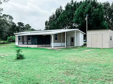 18868 SE 55th Pl, Ocklawaha, FL 32179