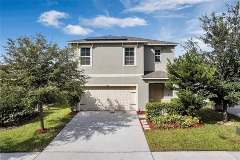 328 Charles Dr, Deland, FL 32724