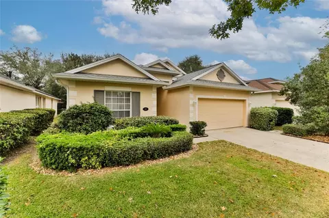 207 Foxglove Way, Deland, FL 32724