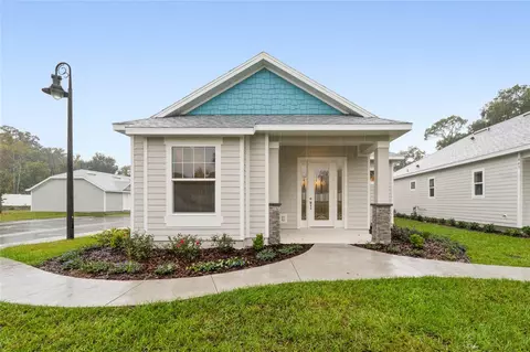 939 Azalea Walk Cir, Deland, FL 32724