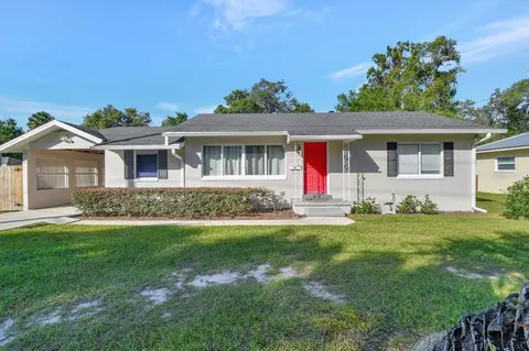 724 N Florida Ave, Deland, FL 32720