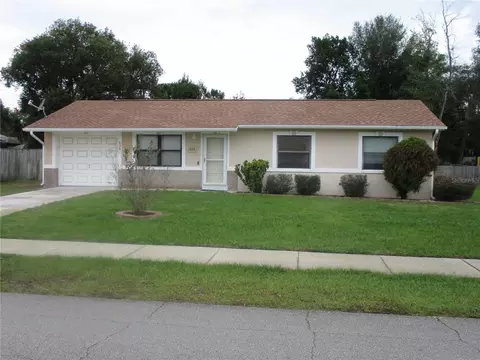 898 Trumbull St, Deltona, FL 32725