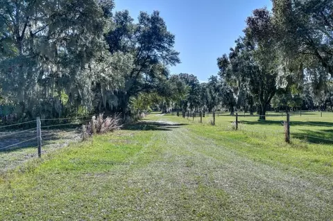 3885 Bird Dog Ln, Deland, FL 32724