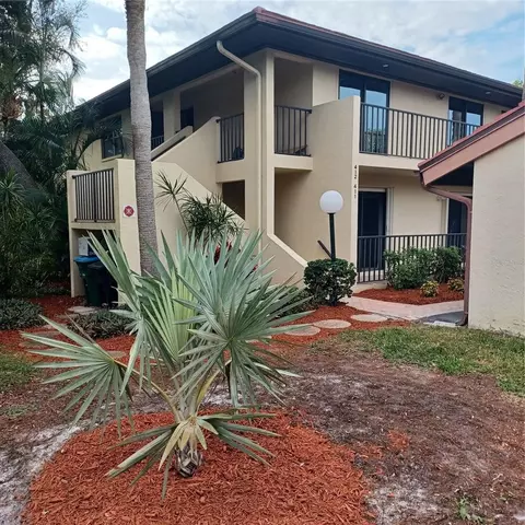6435 Egret Ln #411, Bradenton, FL 34210