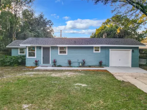 324 N Stone St, Deland, FL 32720
