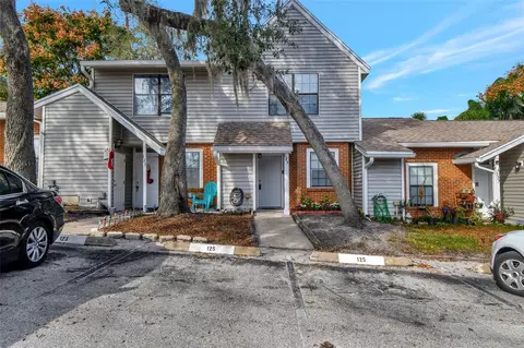 125 Hidden Arbor Ct, Sanford, FL 32773