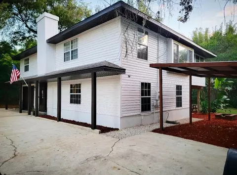 215 Linda Vista St, Debary, FL 32713
