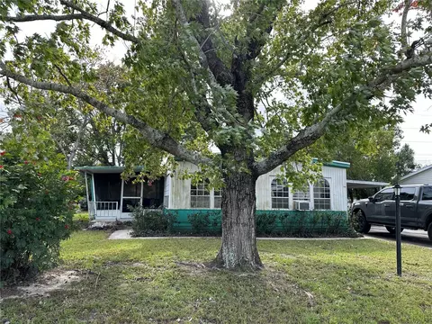 16 Florence Blvd, Debary, FL 32713