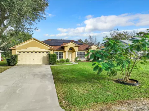 810 N Fairbanks Dr, Deltona, FL 32725
