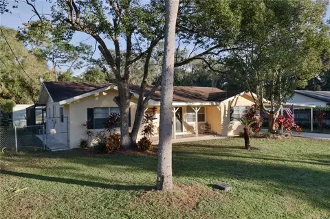 1547 Center St, Deland, FL 32720